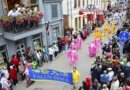Латвия. Администрация города Кулдига пригласила практикующих Фалунь Дафа принять участие в празднике города