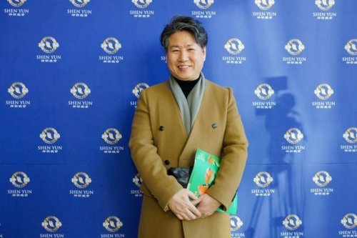 Сон Ян Чэ, руководитель и главный дирижер корейского оркестра Methodphi, в Культурном центре Пусана 11 февраля 2017 года