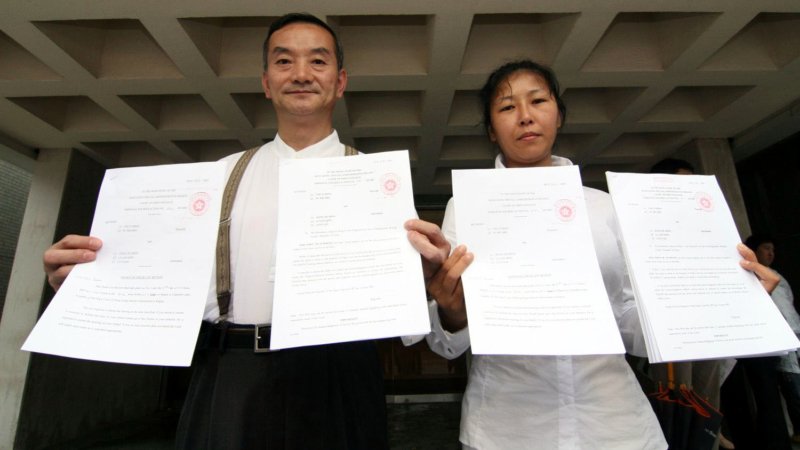 Практикующие Гонконга зарегистрировали иск к Цзян Цзэминю