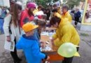 Акция "Лепестки мира" во время празднования Дня города Минеральные Воды, 2016 г.