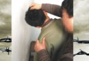 В тюрьме есть специальное отделение, где заключённых заставляют применять физические пытки к практикующим Фалунь Дафа.