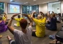 Участники мастер-класса изучают пятое упражнение Фалуньгун