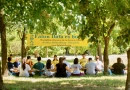 Участники межконфессионального мероприятия в Аргентине обучаются медитативному упражнению Фалунь Дафа
