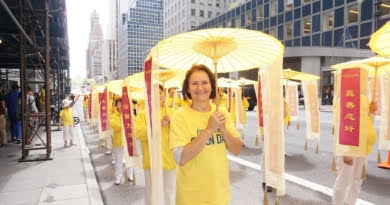 Изабел из Франции во вторник приняла участие в параде в Манхеттене (Нью-Йорк). Она сказала, что, благодаря практике Фалуньгун её жизнь стала гармоничной