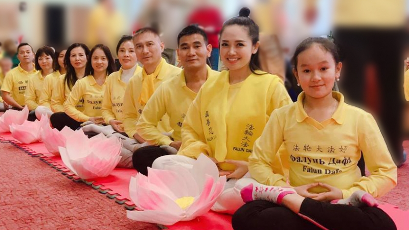 Группа вьетнамских практикующих Фалуньгун в России