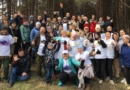 Участники мероприятия по весенней очистке города Ангарска от мусора