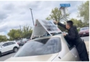 4 октября 2022 года на автостоянке Floriade в Канберре, Австралия, был замечен китаец, который закрашивал на транспаранте табличку с надписью «Покончить со злой КПК».