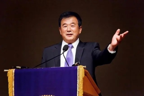 Мастер Ли Хунчжи выступает на конференции по обмену опытом, Вашингтон, 25 июля 2010 г. (Mark Zou/The Epoch Times)